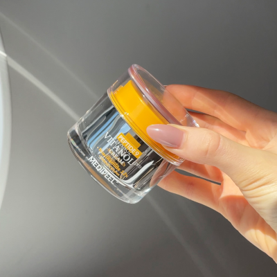Крем для обличчя з пептидами і комплексом вітанолу Medi-Peel Peptide 9 Vitanol Cream Pro, 50 мл