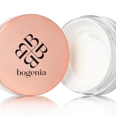 Компактна пудра Bogenia “Angelic”